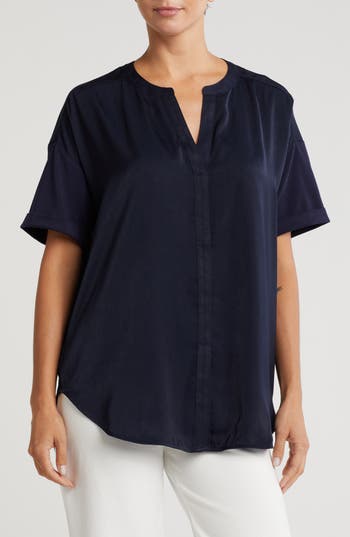 Lyssé Leah Short Sleeve Satin Top In True Navy
