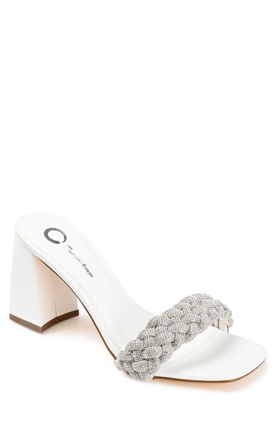 Journee Collection Tru Comfort Foam Sashaa Pump In White