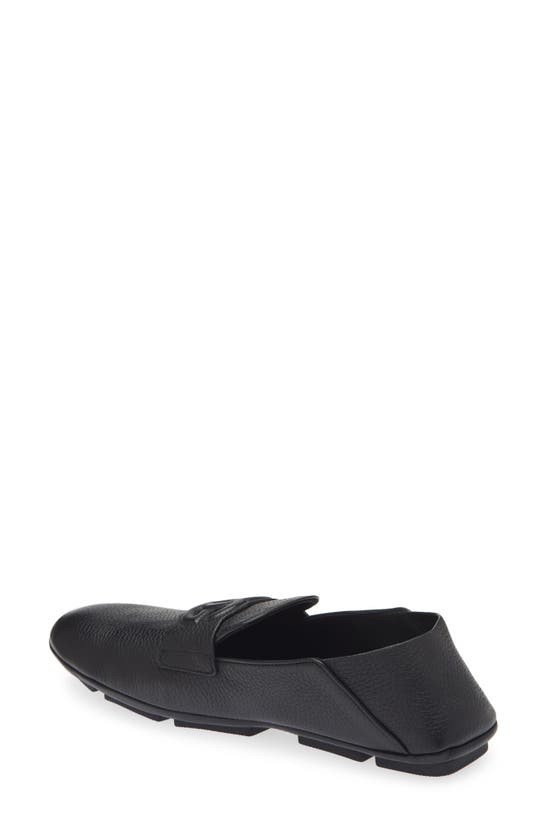 Dolce & Gabbana Leather Loafers With Round Toe And Textured Finish In Nero