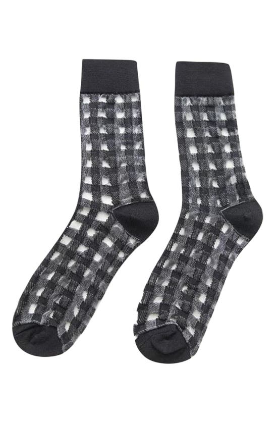 High Heel Jungle Gingham Places Sheer Quarter Crew Socks In Black