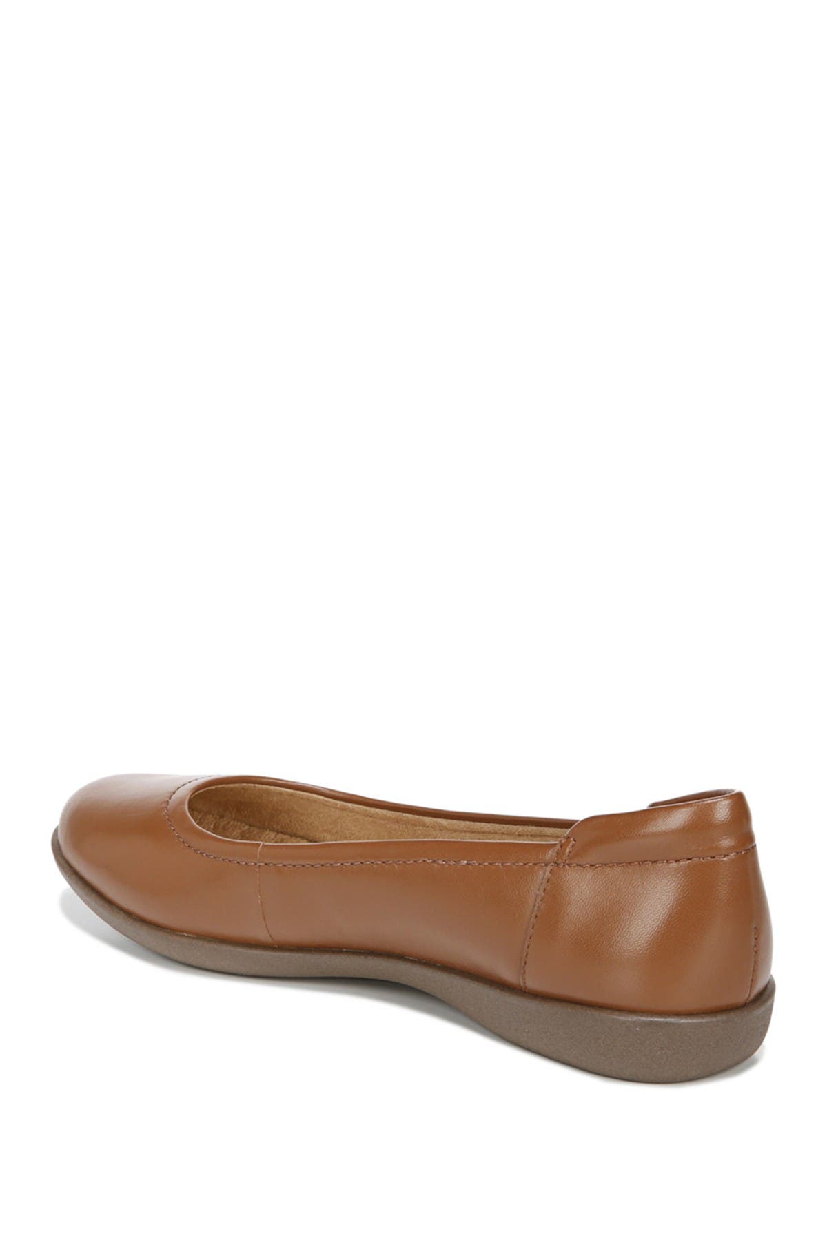 naturalizer flexy leather flat
