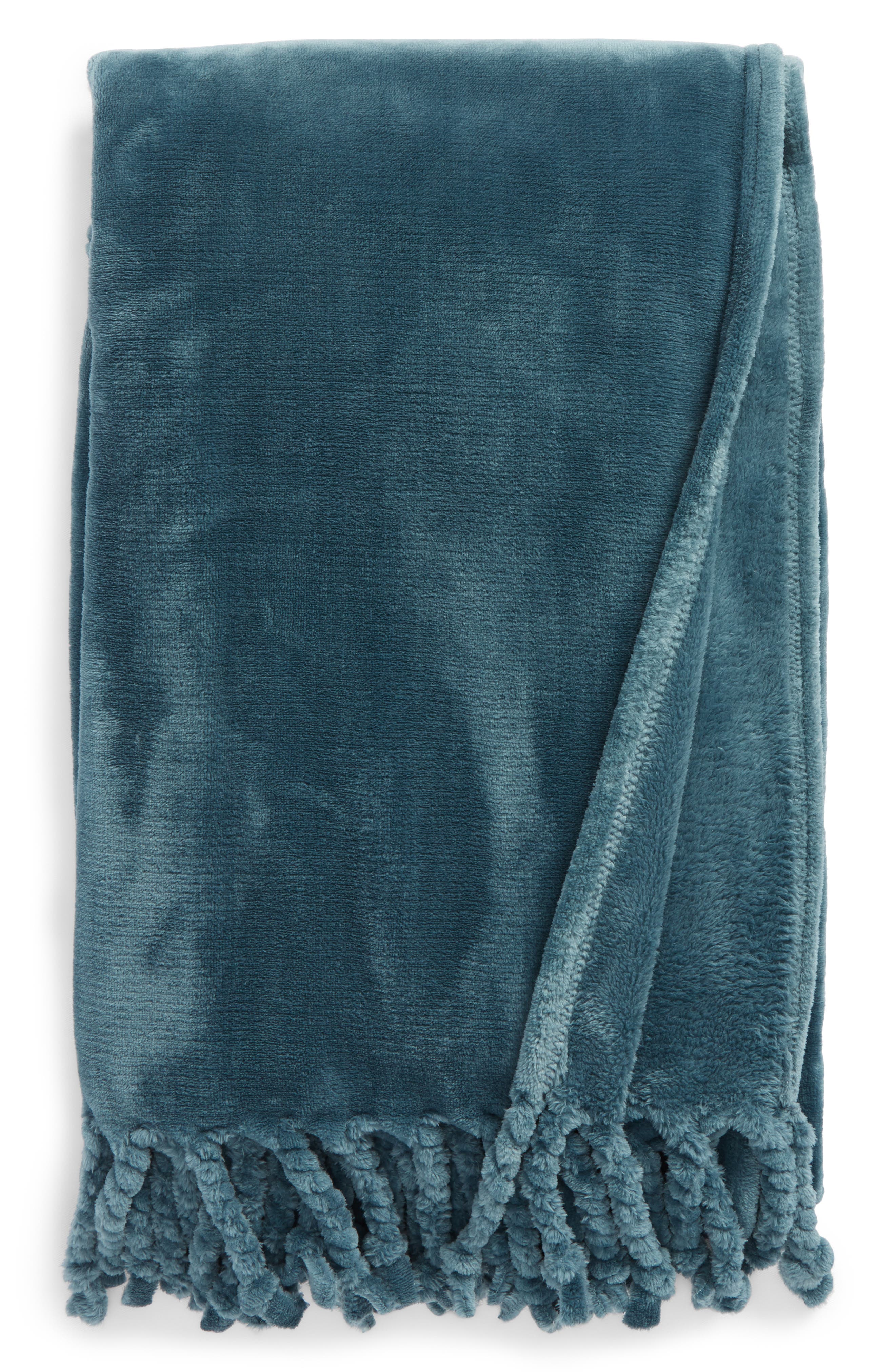 NORDSTROM AT HOME,
                            Kennebunk Bliss Plush Throw,
                            Main thumbnail 283, color,
                            460