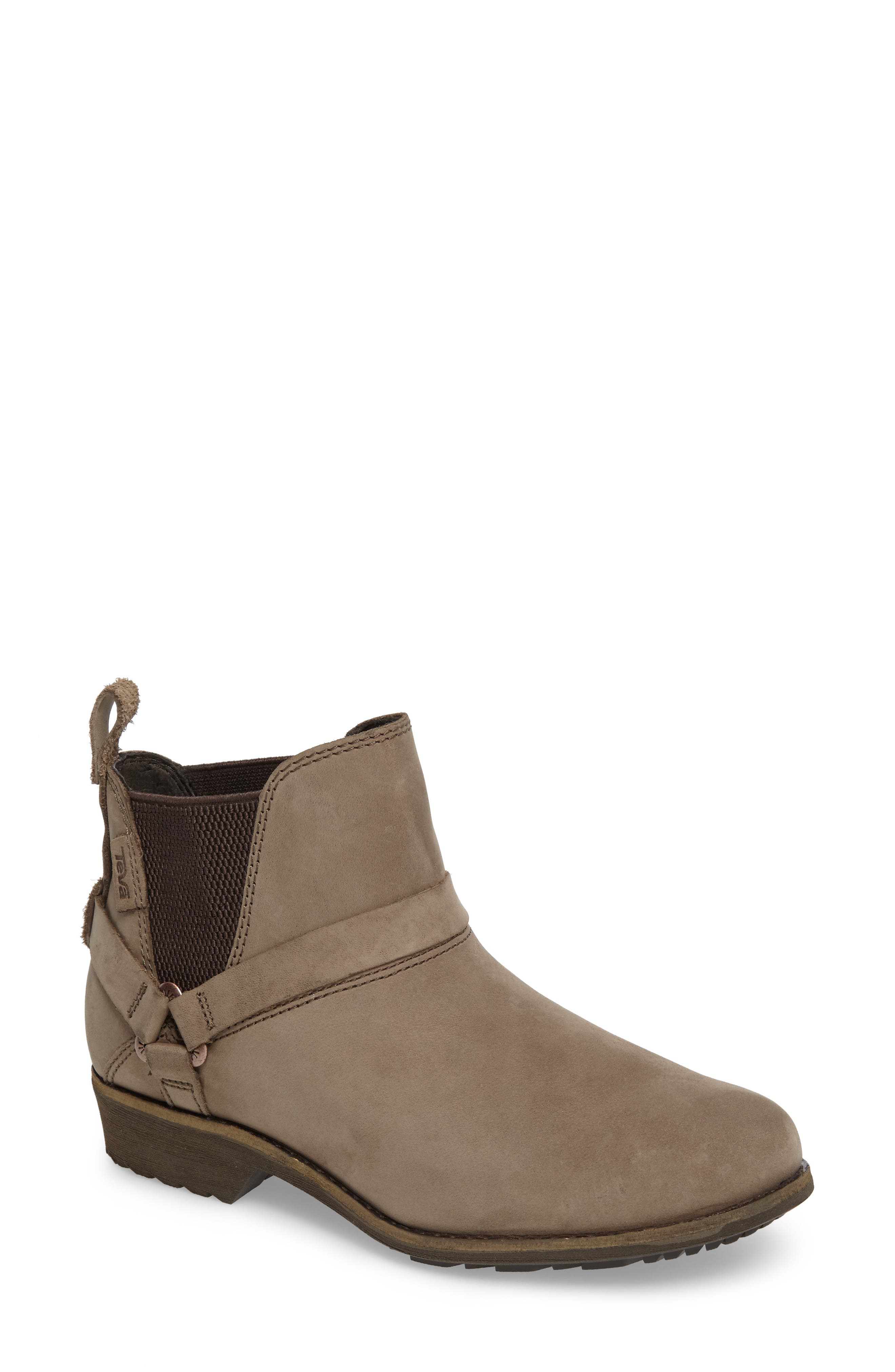 teva de la vina dos chelsea boots