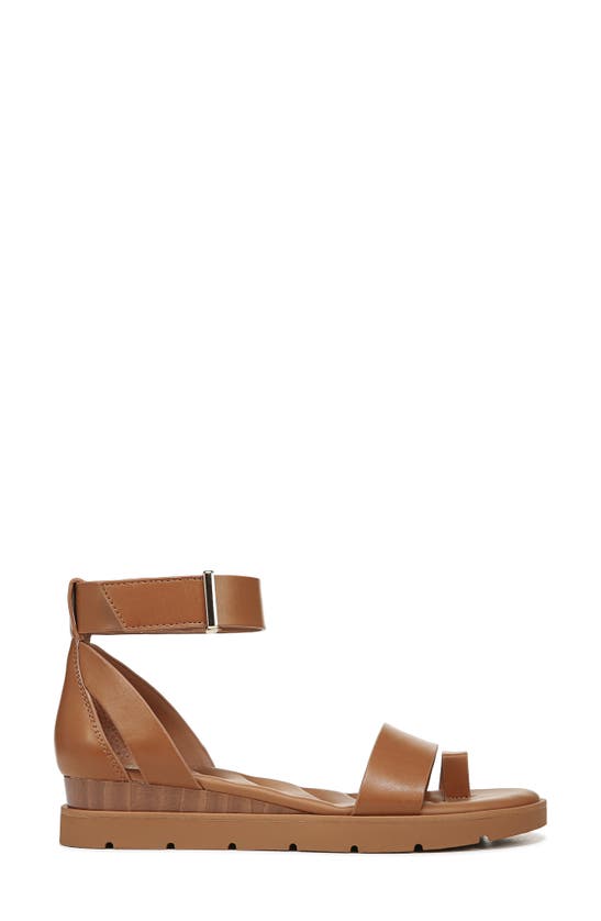 davenport flat sandals