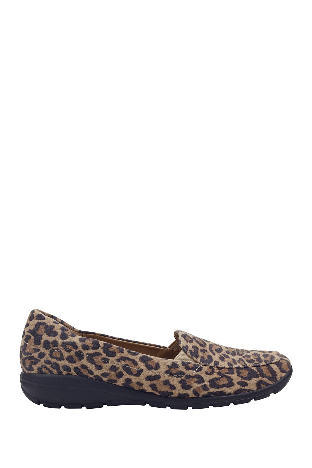 easy spirit leopard print shoes
