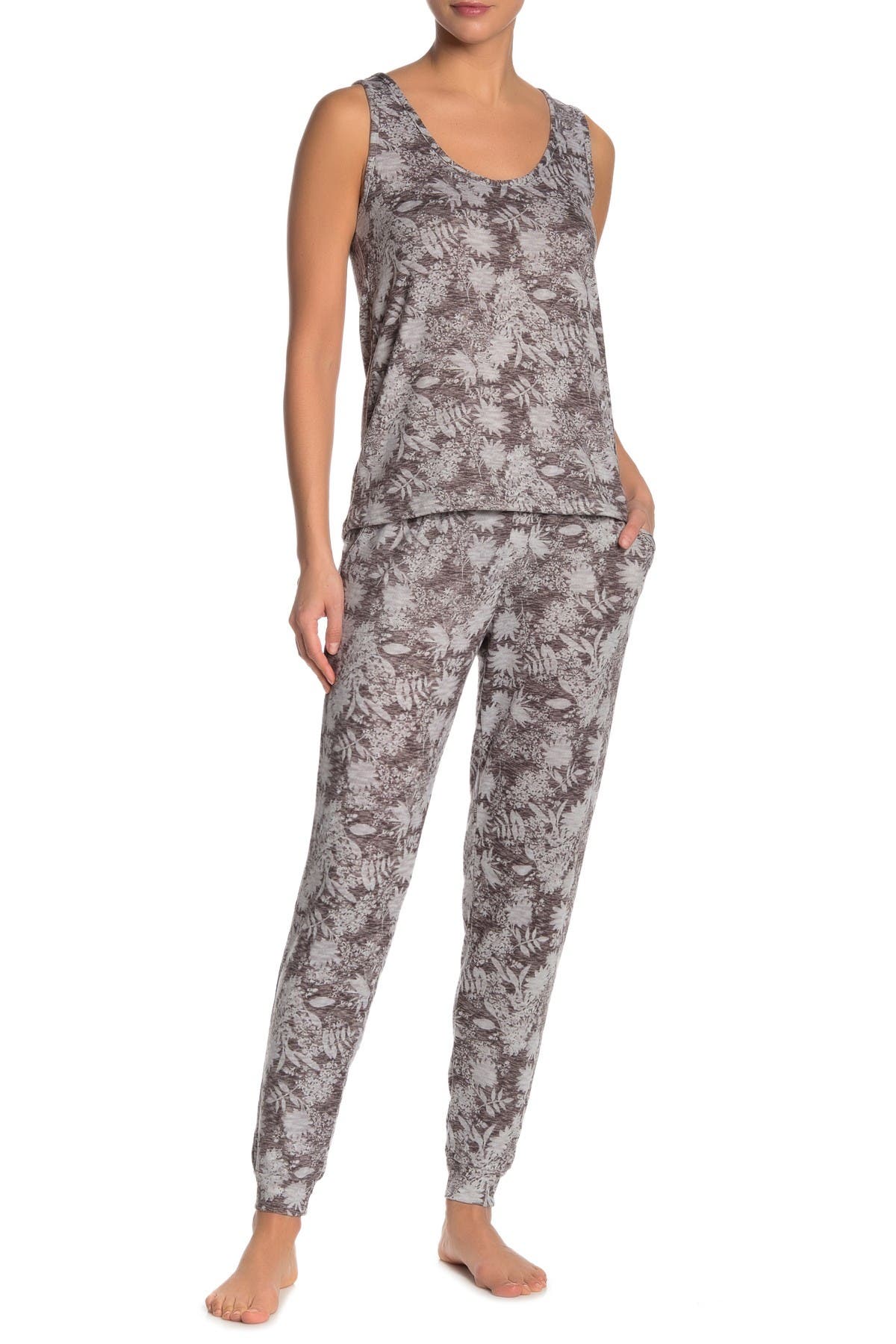 tahari nightwear