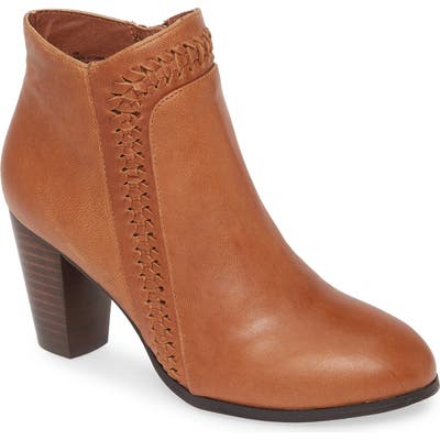 Mia Fab Bootie, Brown