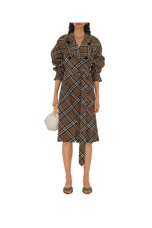 Burberry Knight Calf Leather Shoulder Bag In White