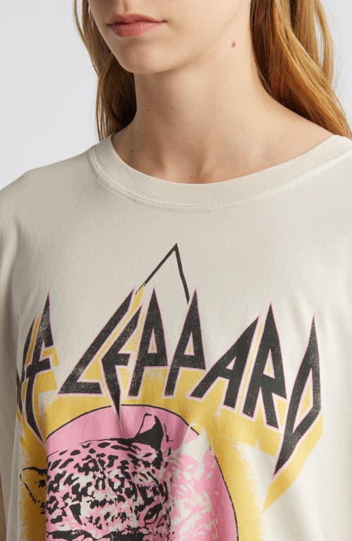 Shop Daydreamer Def Leppard 1983 Tour Graphic T-shirt In Dirty White