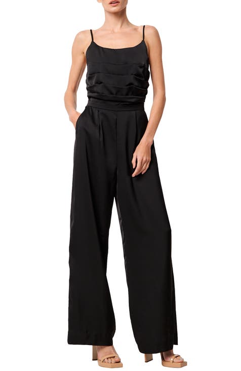 Flared velour jumpsuit with wide straps