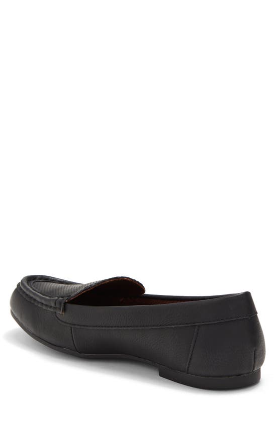B O C Jana Moccasin Loafer In Black