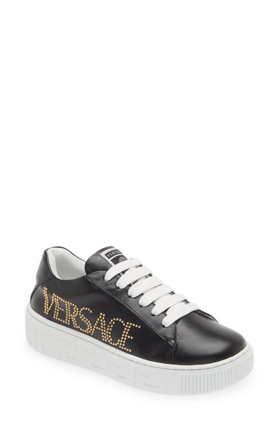 Versace Kids' La Greca Logo Embellished Low Top Sneaker In Black/ Gold