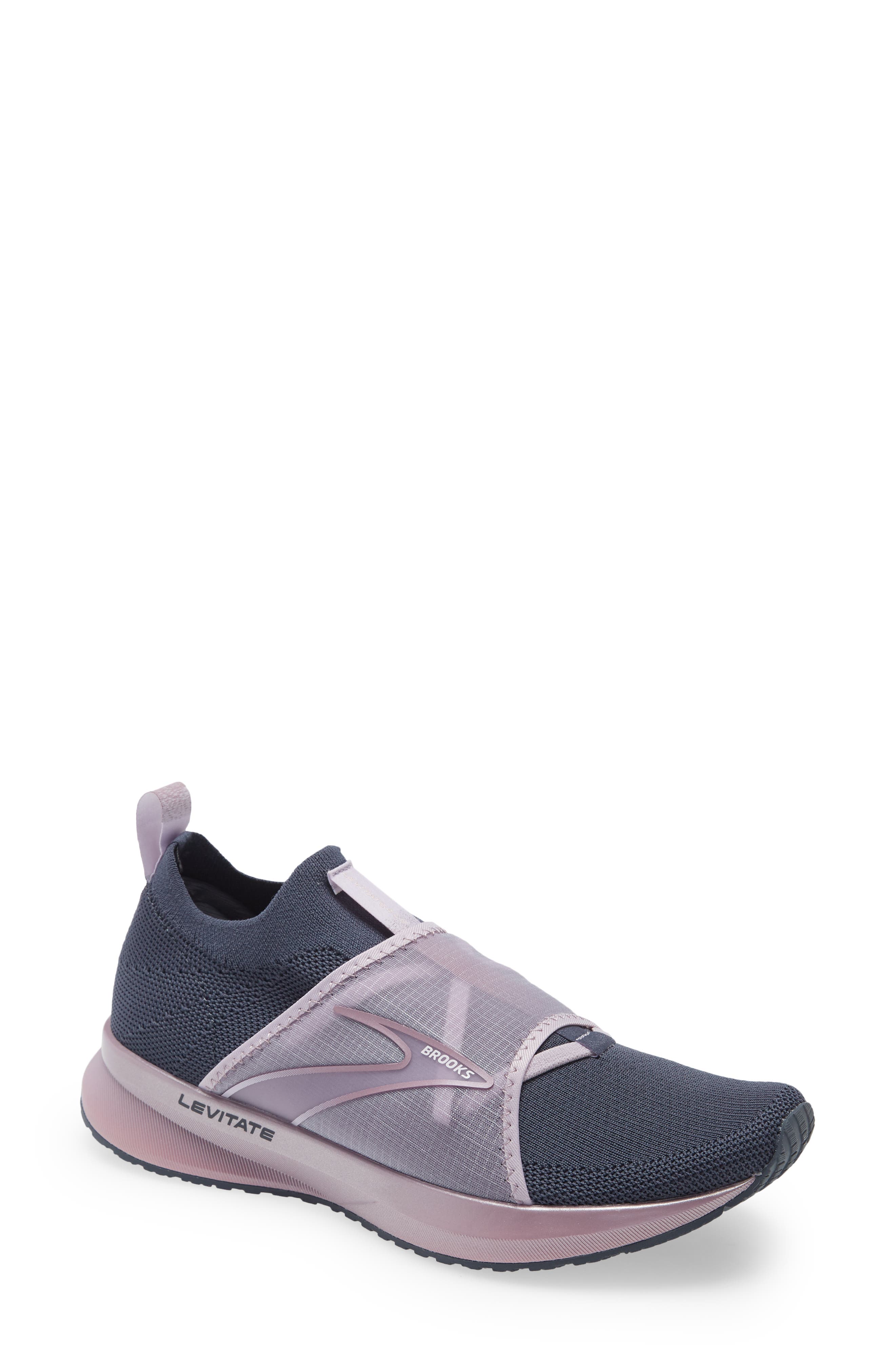 womens sports shoes sale