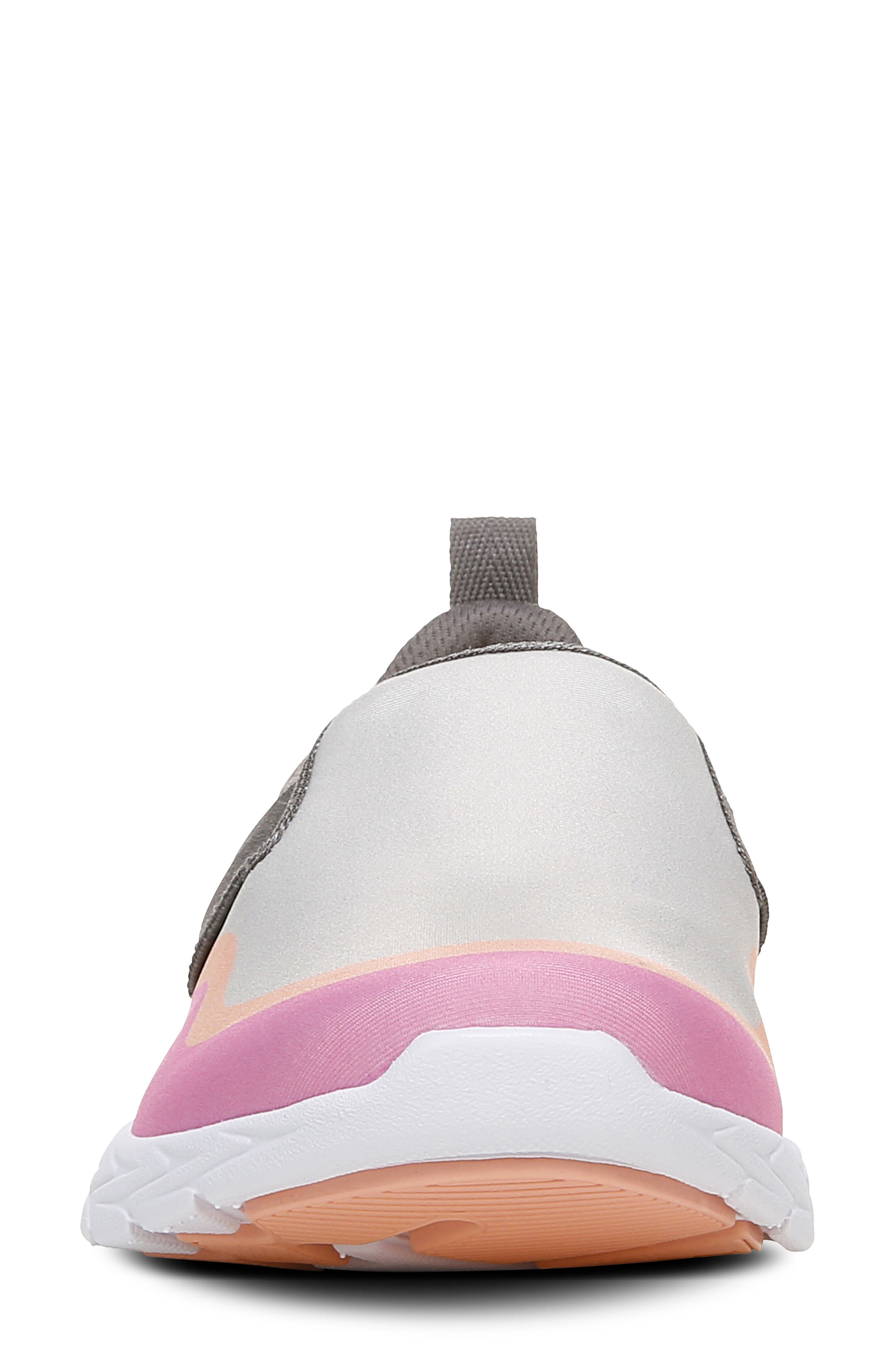 vionic nalia slip on sneaker