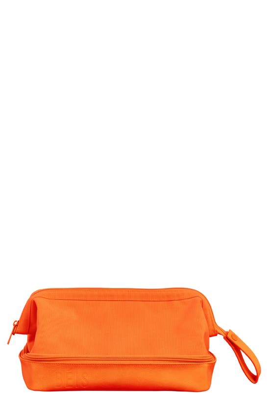 Beis The Dopp Cosmetics Case In Creamsicle