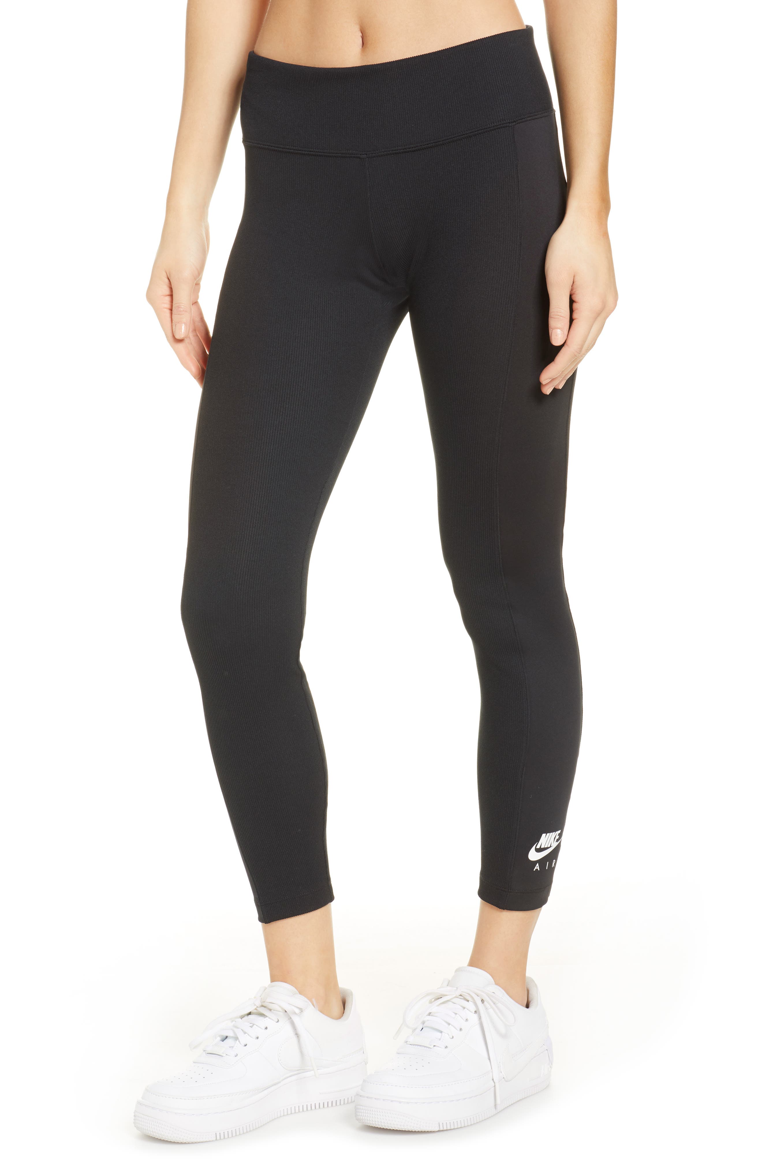 nike sportswear leggings