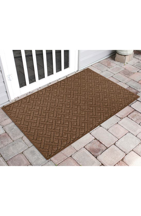 Shop Bungalow Flooring Waterhog Lattice Floor Mat In Dark Brown