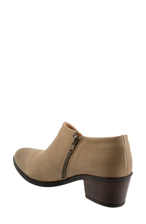 Bueno Caitlin Zip Bootie In Moss