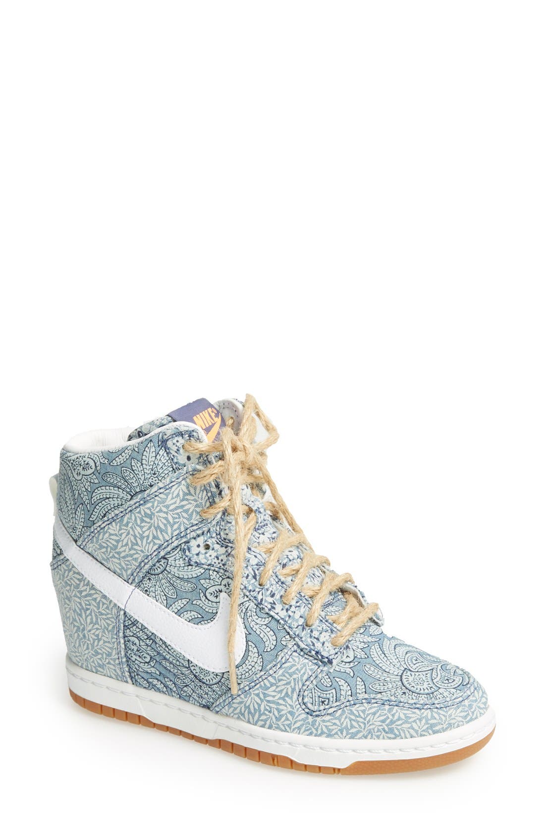 nike dunk sky high liberty