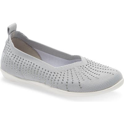 Bernie Mev. Adi Flat, Grey