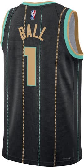 Charlotte Hornets City Edition Uniform: fanbase mad about