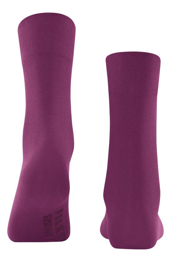 Shop Falke Sensitive London Cotton Blend Socks In Hibiscus