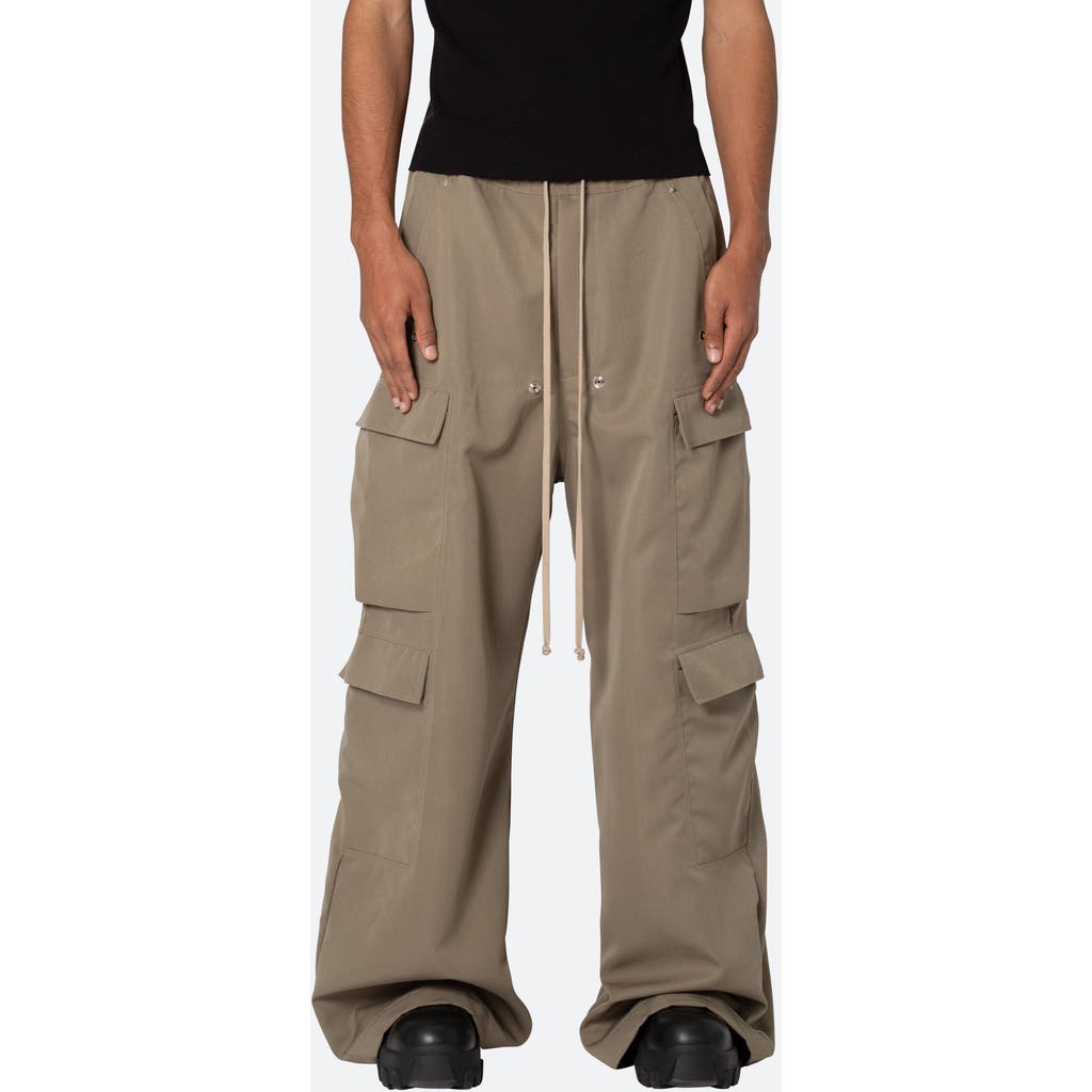 Mnml Rave Oversize Double Cargo Pocket Pants In Olive