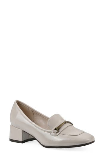 Cliffs By White Mountain Quinna Womens Embellished Patent Loafer Heels In Cream Patent