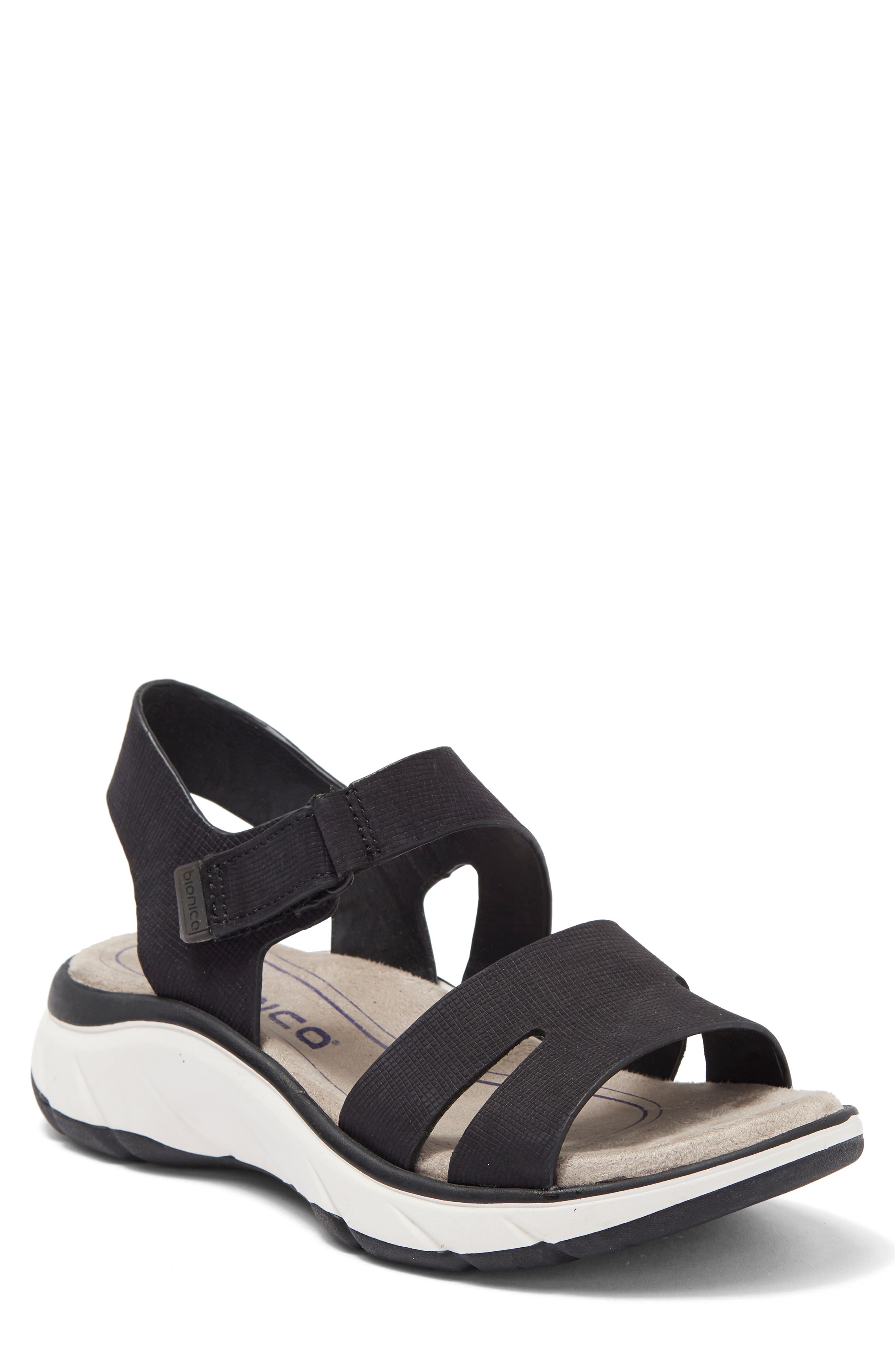 naturalizer sandals nordstrom rack