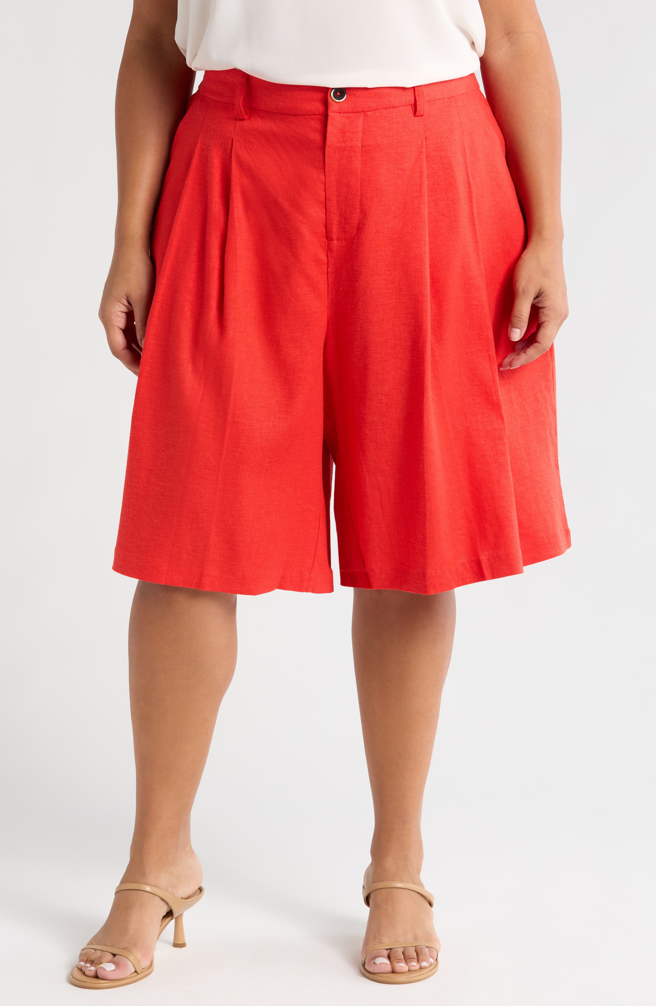 Universal Standard Tailored Linen Blend Shorts in Valiant Poppy Cover