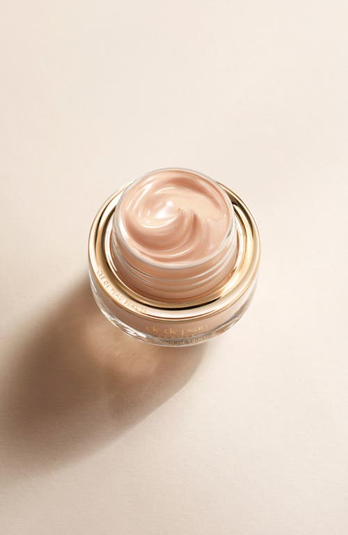 Shop Clé De Peau Beauté The Foundation Spf 22 In Light Beige