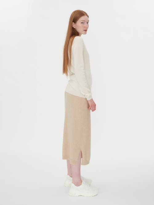 Gobi Cashmere V-neck Sweater In Marshmallow