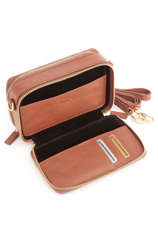 ROYCE NEW YORK ROYCE NEW YORK PERSONALIZED LEATHER CROSSBODY CAMERA BAG