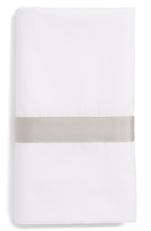 Matouk Lowell 600 Thread Count Set of 2 Pillowcases in Silver at Nordstrom, Size King