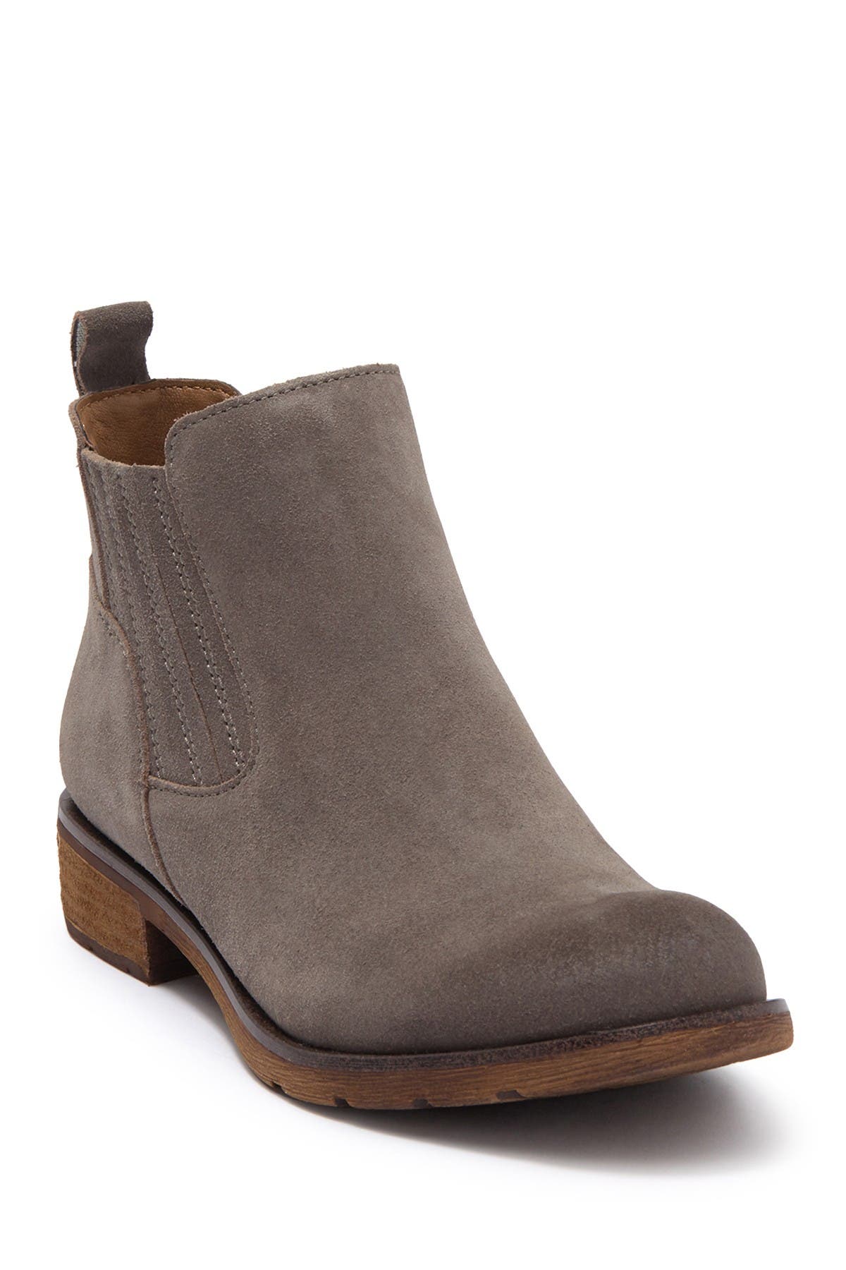 sofft suede boots