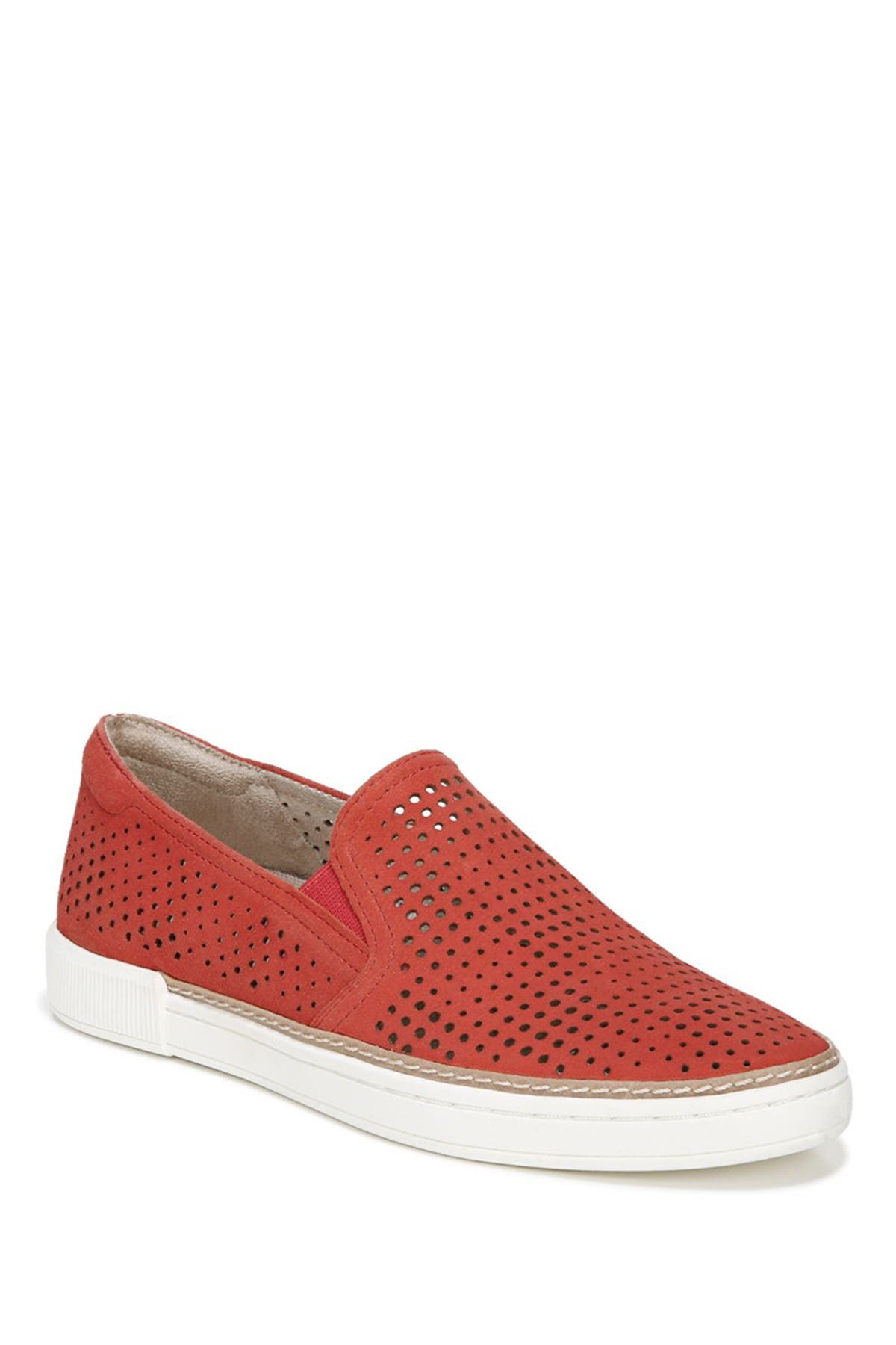 naturalizer zola slip on sneaker