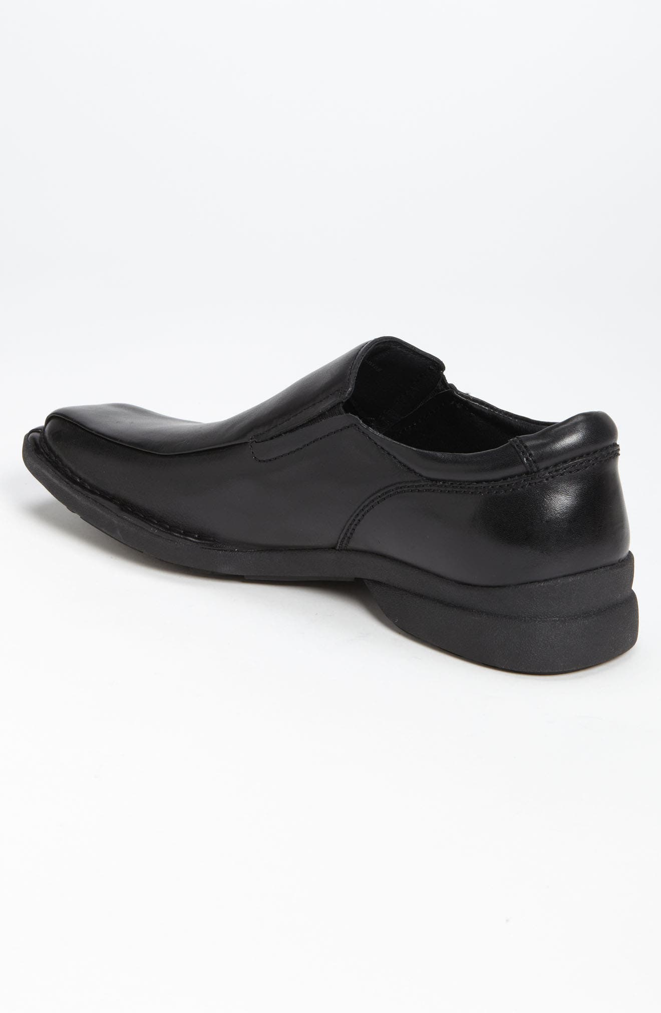 Kenneth cole punchual slip on Clearance