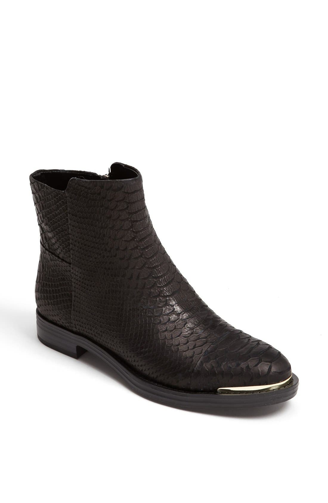 jeandra bootie enzo angiolini
