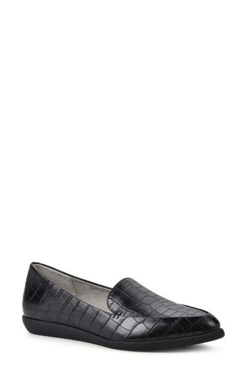 Shop Cliffs By White Mountain Mint Pointed Toe Loafer In Black/print