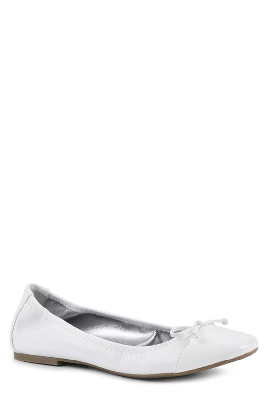 White Mountain Footwear Sunnyside Ii Ballet Flat In White/ White/ Patent