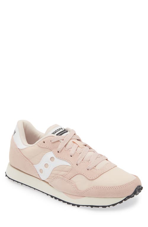 Shop Saucony Dxn Trainer In Peach/white