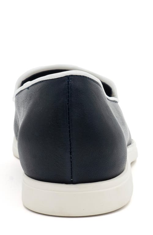 Amalfi By Rangoni Rampichino Tassel Loafer In Navy/white - Silver Acc
