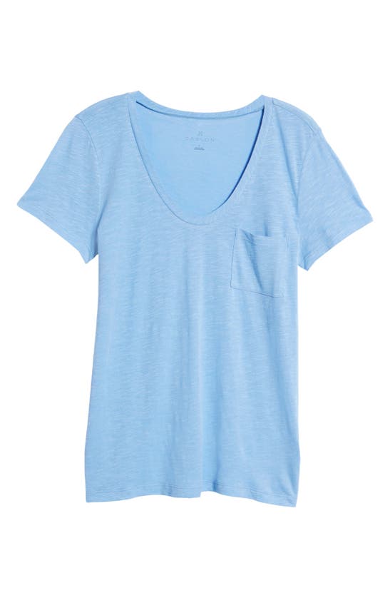 Caslon Rounded V-neck T-shirt In Blue Cornflower