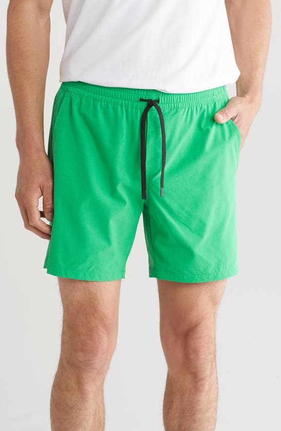 Z By Zella Hybrid Club 7-inch Shorts In Green Bright
