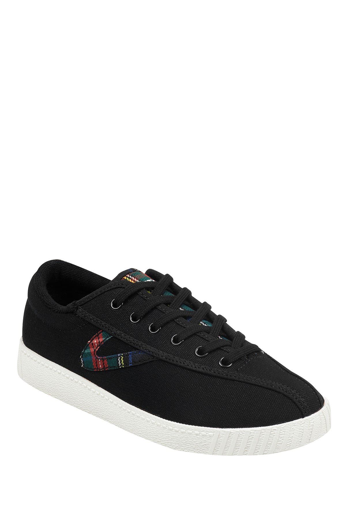 tretorn slip ons
