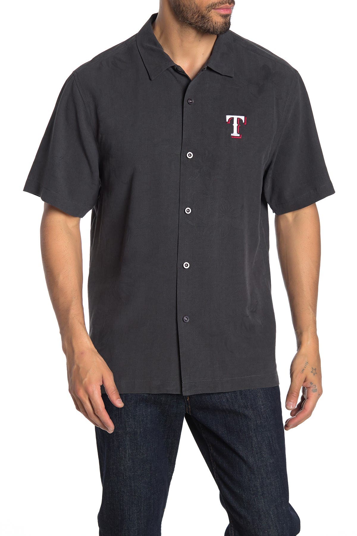 tommy bahama cubs shirt