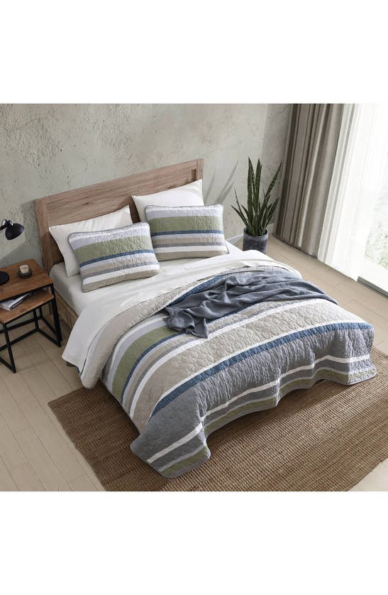 Eddie Bauer Salmon Ladder Cotton Quilt 3-piece Set In Khaki/ Navy