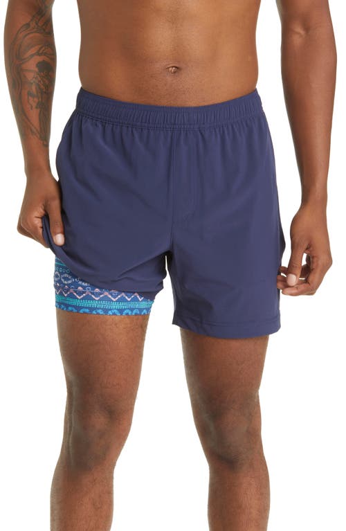 Chubbies 5.5-Inch Compression Shorts in The Deep Lakes