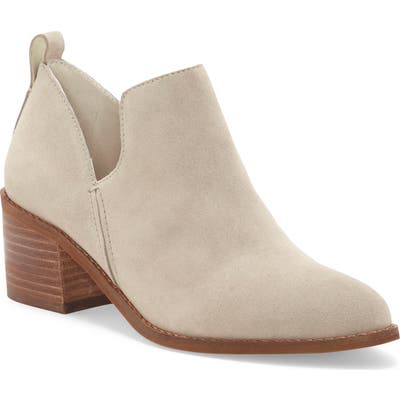 1.state Idania Bootie, Ivory