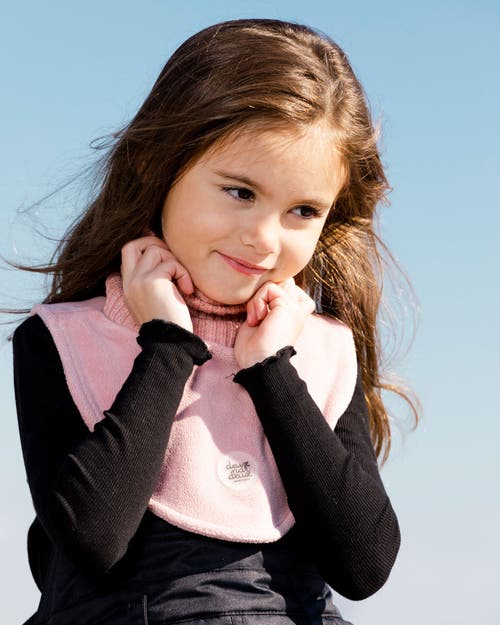 Deux Par Deux Girl's Neckwarmer Light Pink In Silver Pink